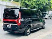 Ford Tourneo nội thất limousine, bảo hành