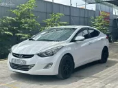 Hyundai Elantra 2013 số tự động