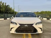 Lexus ES 250 2020