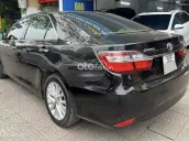 Toyota Camry 2017 số tự động