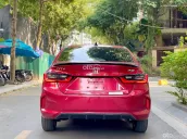 Màu đỏ nội thất đen chạy hơn 5v km