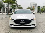 Mazda 3 2021 tên tư nhân sử dụng