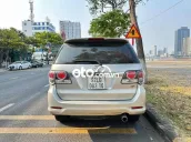 FORTUNER 2015 V số tự động, máy xăng