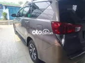 Toyota Innova 2022 E 2.0 MT