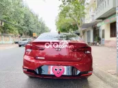 Elantra 2.0AT một chủ từ mới lướt 2vạn km