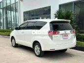 Toyota Innova 2018 số sàn