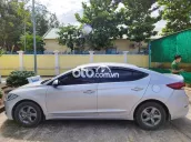 Hyundai Elantra 2016 1.6 MT