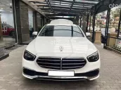 Mercedes-Benz E200 2022 tại Hà Nội