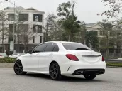 Mercedes-Benz C300 2019 tại Hà Nội