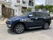 Gia đình bán Ford Everest 7 chổ nước sơn zin 100%