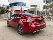 Kia Cerato màu đỏ 2.0 AT sx 2017