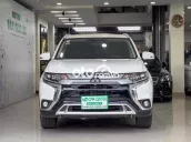 Mitsubishi Outlander 2.0Premium 2021 7 chỗ