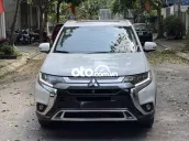 Mitsubishi Outlander 2.0CVT Premium 2021 3v km