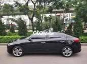 Bán xe Hyundai Elantra 2017 số tự động