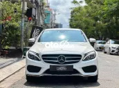 Mercedes C300 AMG Sản Xuất 2017 Lăn Bánh Chỉ 4v Km