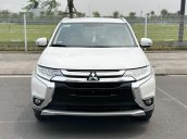 Outlander 2.0 CVT 2019 đẹp