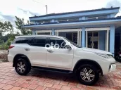 Bán Fortuner 2019, số tự động, máy dầu, màu trắng