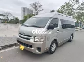 Toyota Hiace cá mập 2014