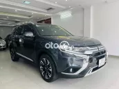 ❤Mitsubishi Outlander 2.0 Primium xe đẹp như mới