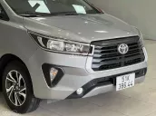 Toyota Innova 2.0E Số Sàn 2022 - Xe gia đình không qua taxi dịch vụ, đẹp như mới
