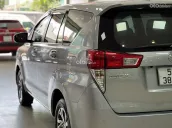 Toyota Innova 2.0E Số Sàn 2022 - Xe gia đình không qua taxi dịch vụ, đẹp như mới