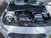 Bán xe Hyundai Accent 2019 số sàn tiêu chuẩn