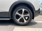 Trang bị full option hiện đại