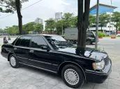 RoyalSaloon 3.0 AT phiên bản cao cấp nhất
