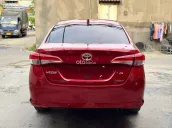 Xe còn mới cứng
