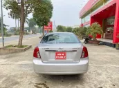 Sedan 5 chỗ giá rẻ, máy số ngon, thân vỏ chắc chắn