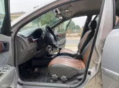 Sedan 5 chỗ giá rẻ, máy số ngon, thân vỏ chắc chắn