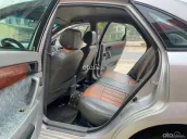 Sedan 5 chỗ giá rẻ, máy số ngon, thân vỏ chắc chắn