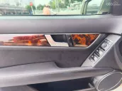 C250 1.8L sang trọng chỉ hơn 300