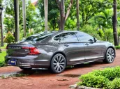 Volvo S90 UTIMATE Xám/nâu sx2023