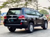 Toyota Land Cruiser VX 4.6L 2014