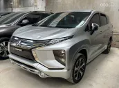 Xe chạy 6v km, lốp zin theo xe còn dầy
