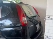 Xe gia đình đang xài