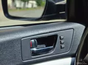Số tự động, máy xăng AWD, màu xám