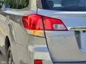 Số tự động, máy xăng AWD, màu xám