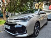 Gia đình cần bán Vios (1.5 E) sx: 2023MT, màu ghi-vàng, gđ sử dụng mới 98%