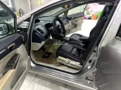 Sedan 5 chỗ số tự động, nổi tiếng lành bền