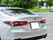 Màu trắng, odo 10.000 km