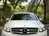 Mercedes GLC 250 4Matic Trắng/ Kem - 60.000 Km - SG