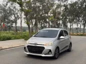 Xe 1 chủ từ mới, giá tốt, đủ hồ sơ sang tên