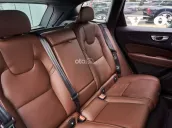 Ultra - Ưu đãi hàng trăm triệu đồng duy nhất tháng này, giao xe tận nhà cho khách