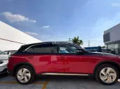 Option như bản S, chỉ mới lăn bánh được 70kilomet