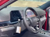 New hàng siêu lướt mới về đến xin được chào bán ngay