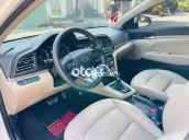 Hyundai Elantra 2019 2.0AT - 72000 km