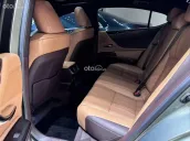 Lexus ES 250 Model 2021