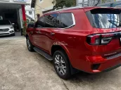 Ford everest titanium 1 cầu sx 2022 form 2023